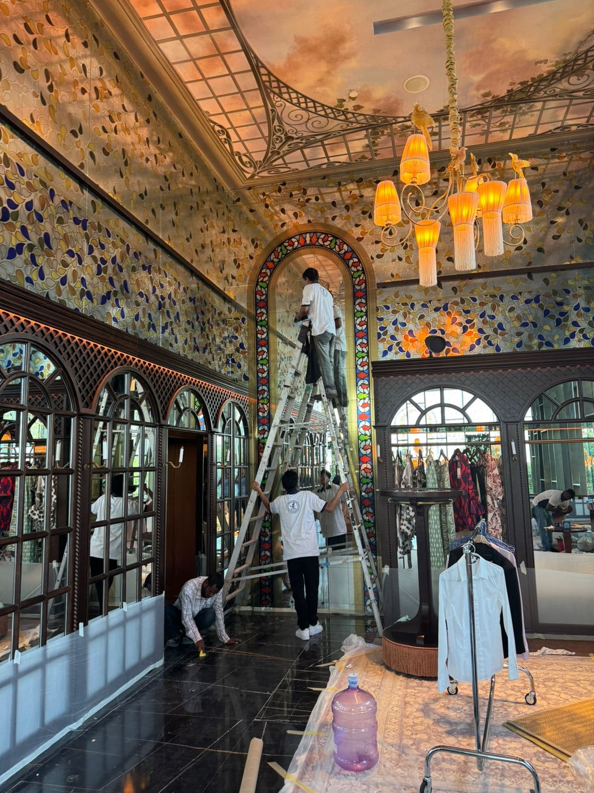 Chandelier cleaning - Cleaning gallery