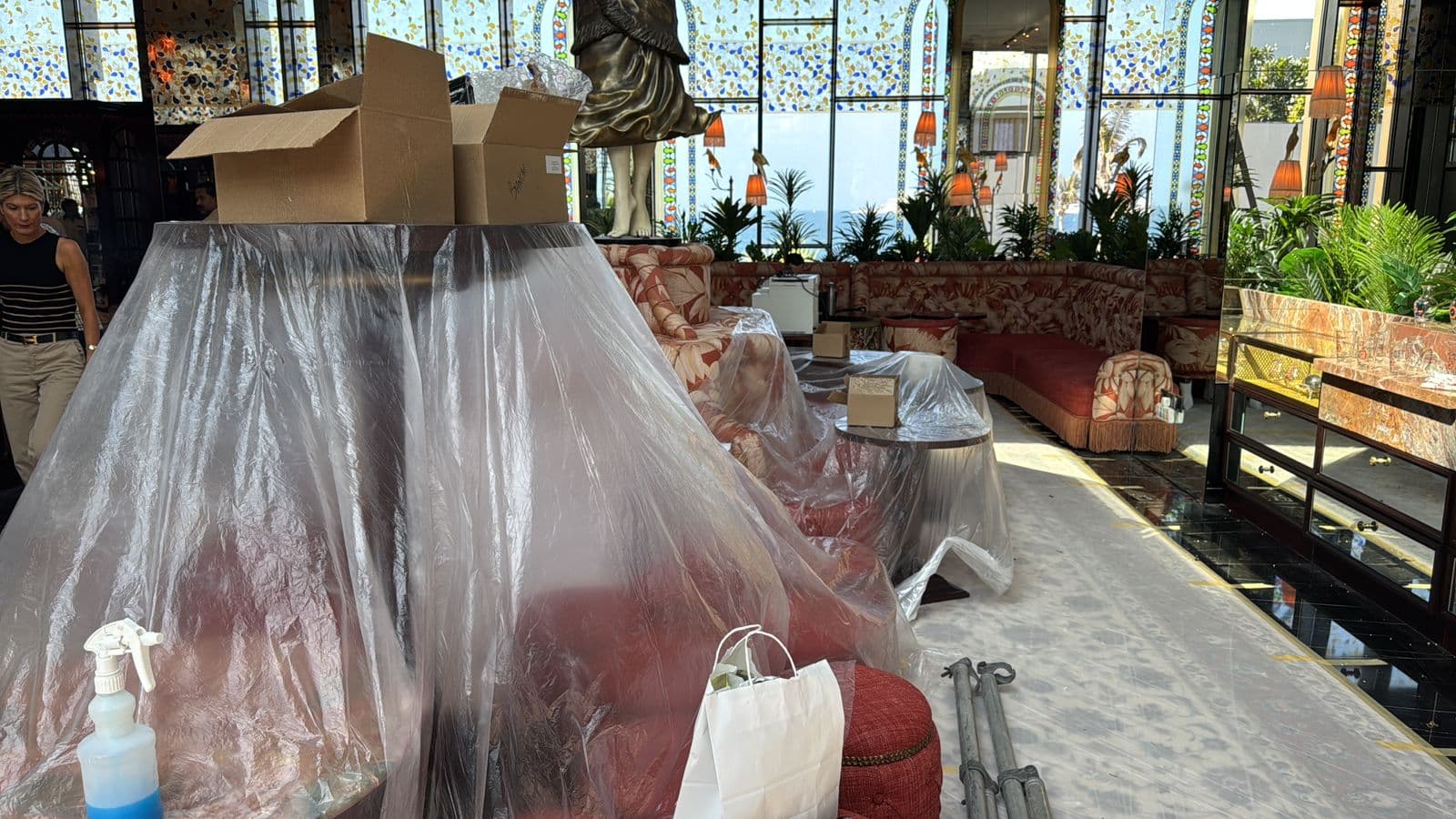 Chandelier cleaning - Cleaning gallery